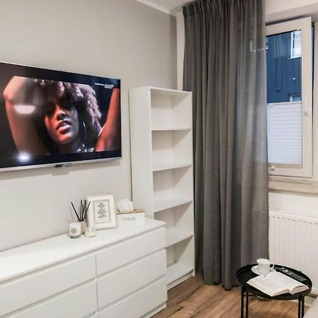 Bezagenta Mozart3 Studio Easy Access To City Wifi Varsovie Extérieur photo